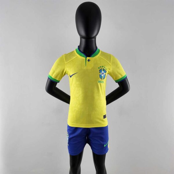 2022 Brazil home kids kit