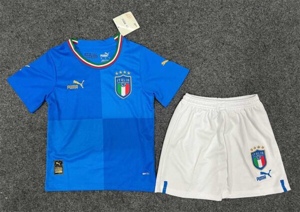 2022 Italy home kids kit