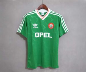 1990 ireland home