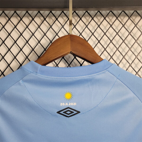 Athletico Paranaense third away kids kit