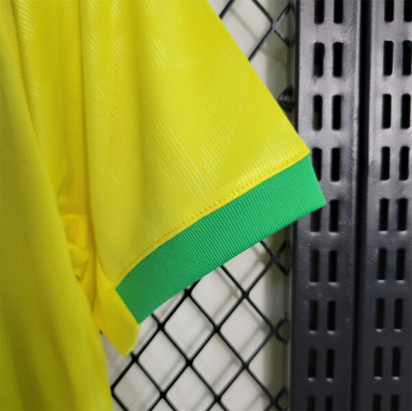 Brazil home kids kit futbol shirts