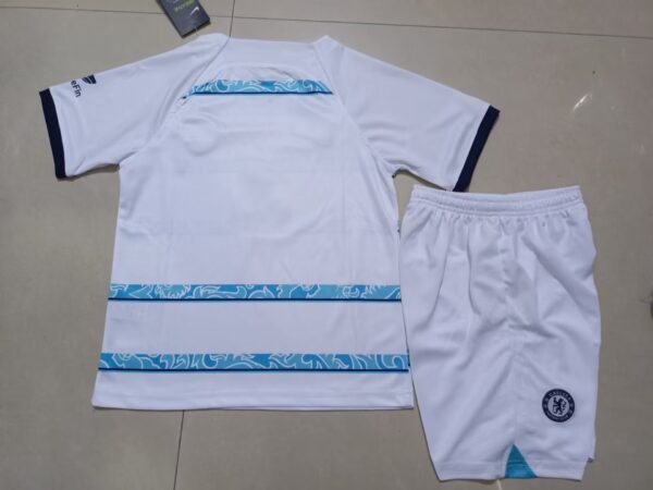 Chelsea away kids kit
