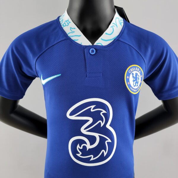 Chelsea home kids kit