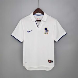 1998 Italy away1684421229000