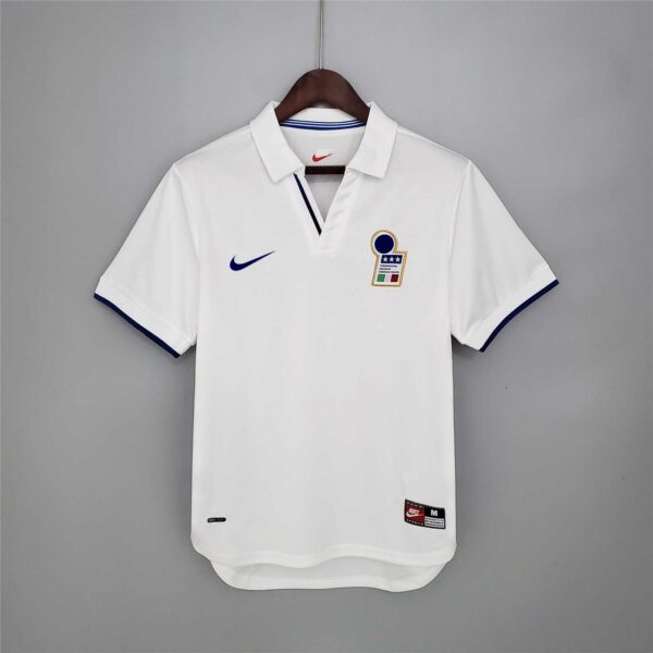 1998 Italy away1684421229000