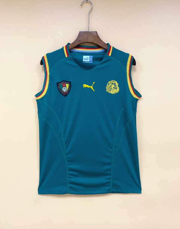 Retro Cameroon 2002 home