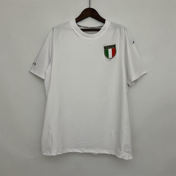 2000 Italy away white
