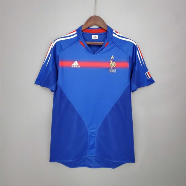 2004 France home