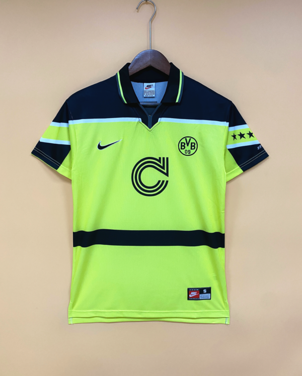 Retro Dortmund Home