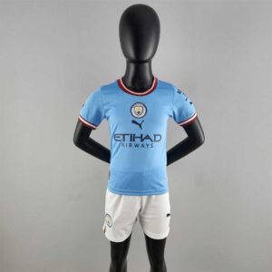 Manchester City home kids kit