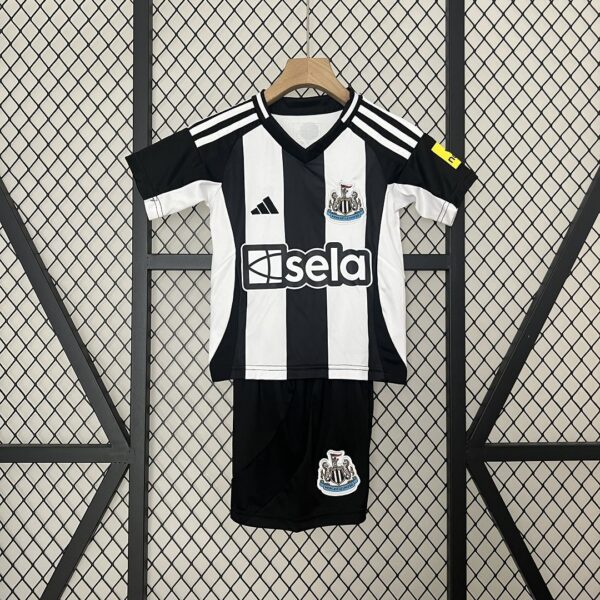 Newcastle United Home Kid Kits Youth Apparels Football