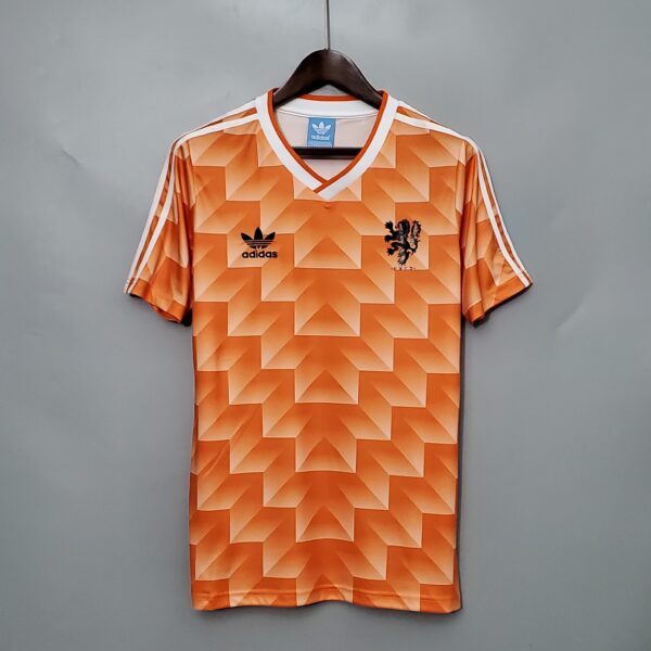 Retro 1988 Holland Home Retro8