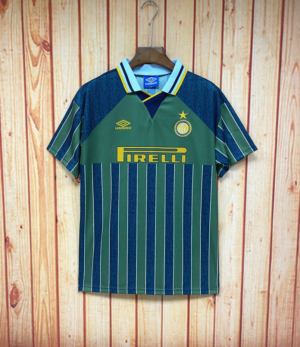 Retro Inter away