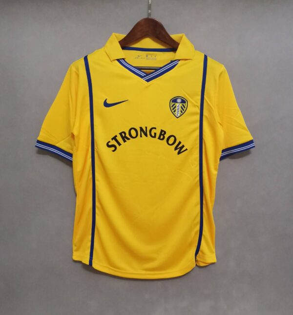 Leeds United yellow away