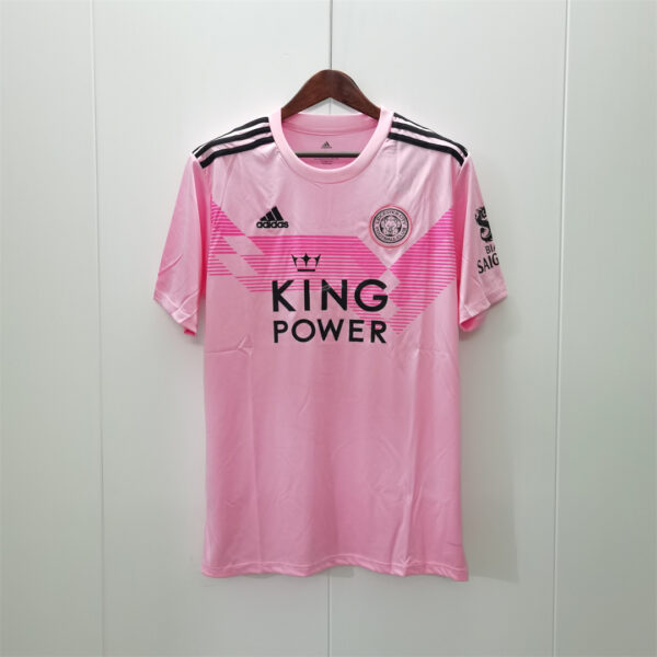 Leicester City away pink
