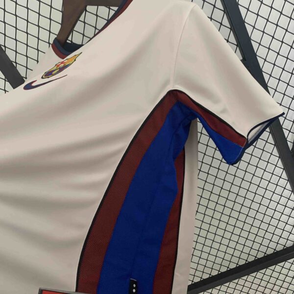 Retro Barcelona Away