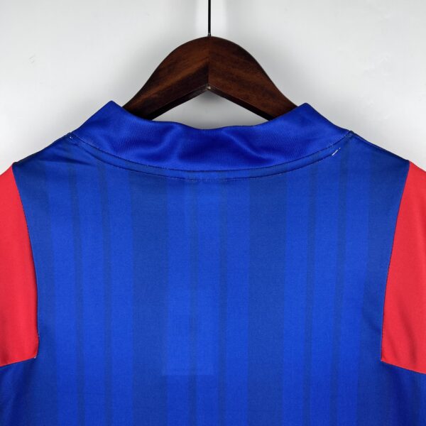 Retro France Home