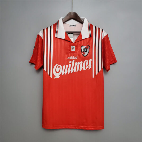 River Plate red away