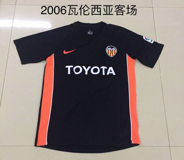 Valencia away black