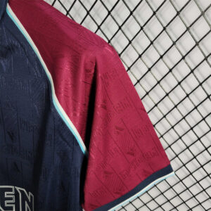 West Ham Iron Maiden Home