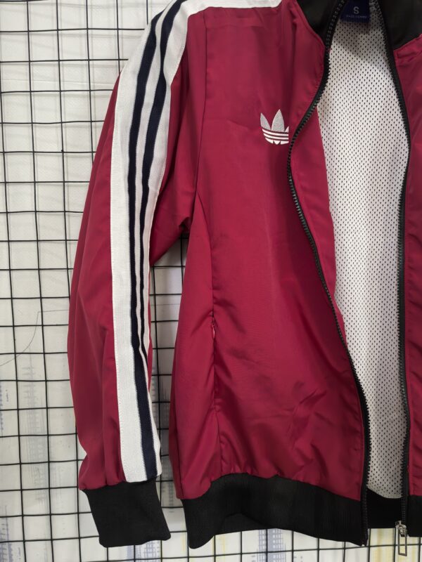 Manchester United Retro Windbreaker