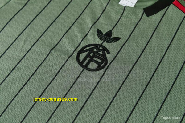 Bayern Dark Green Short Sleeve Tracksuit + Long Pants