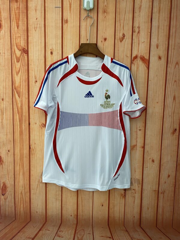 2006 French white short sleeve