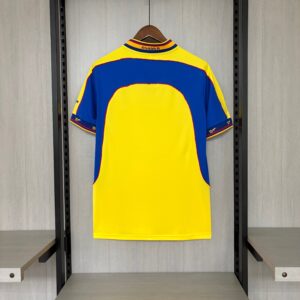 Retro 2001 Colombia home jersey