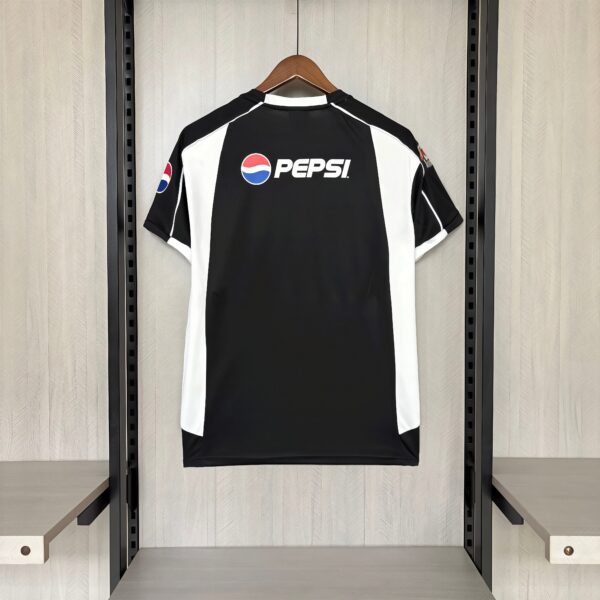 Retro 2002 Corinthians away jersey