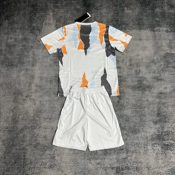Children's clothing 2025-26 Real Madrid training uniform jersey
