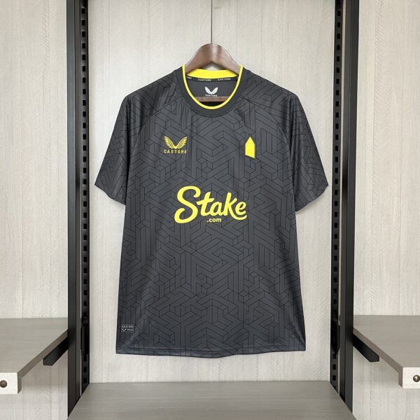 2024-25 Everton away jersey
