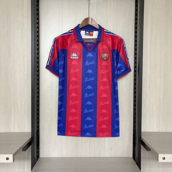 Retro Barcelona 1995-97 home jersey