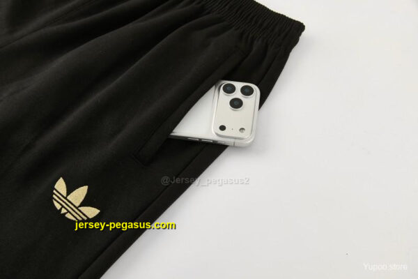 Manchester United Black Pullover Hooded Tracksuit + Long Pants