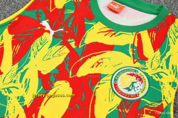 Senegal Green Tropical Floral Print Sleeveless Training Vest +Shorts Set