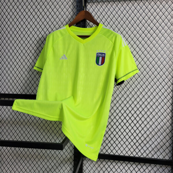 2023 Italy green goalkeeper