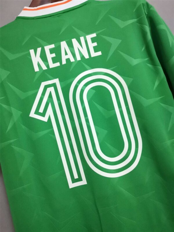 1990 ireland home