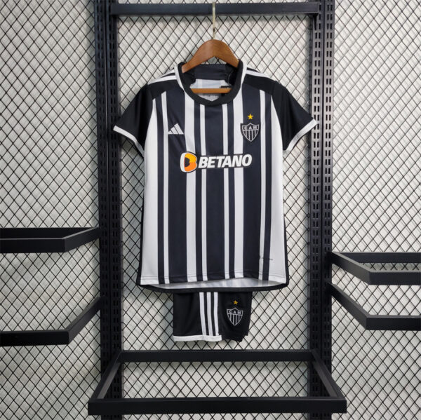 Atletico Mineiro home kids kit