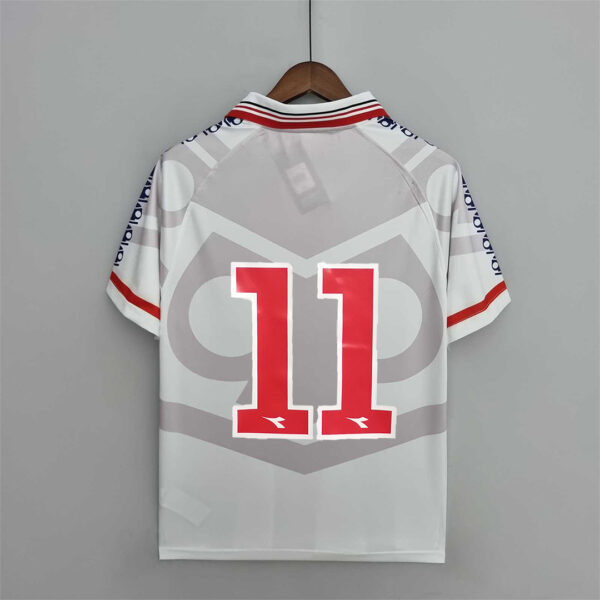 1996 University of Chile away
