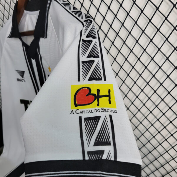 1997 Atletico Mineiro away