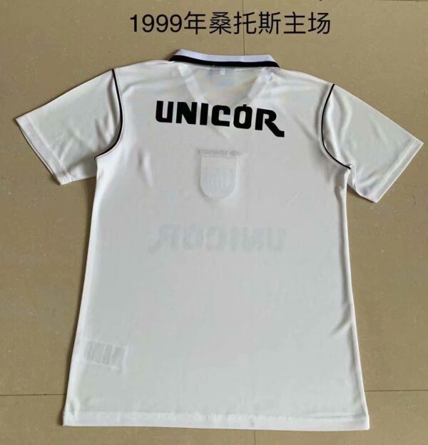 1999 Santos home