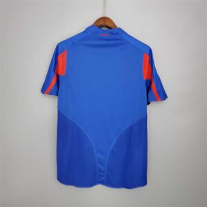 2004 France home
