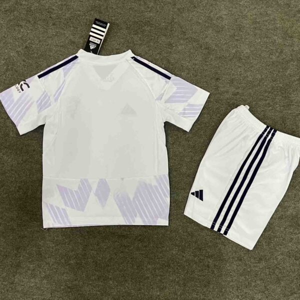 Manchester United Away Kid Kits Youth Apparels