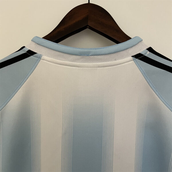 Argentina home
