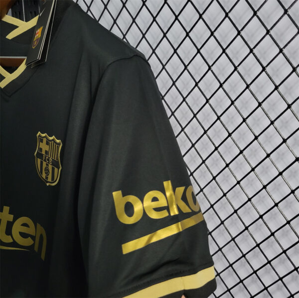 Barcelona third away