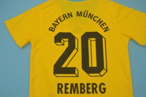 Bayern Munich away yellow