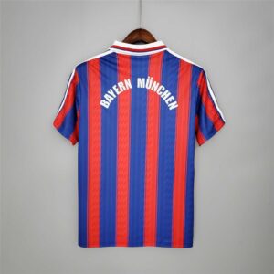 Bayern Munich home red blue