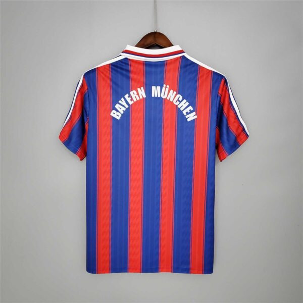 Bayern Munich home red blue