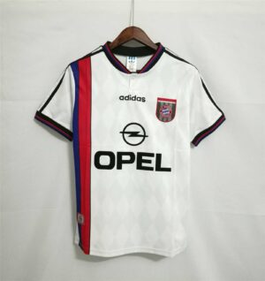 Bayern Munich white away