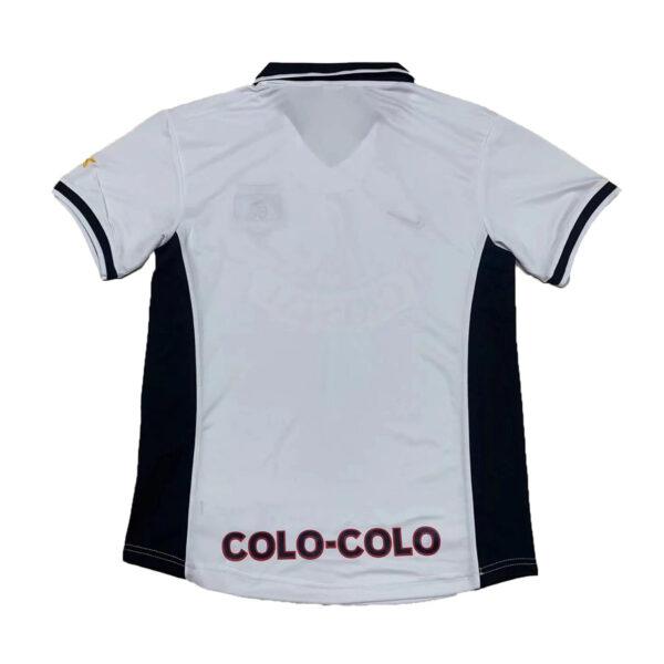Colo-Colo home