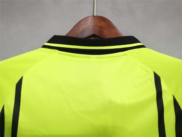 Dortmund home yellow